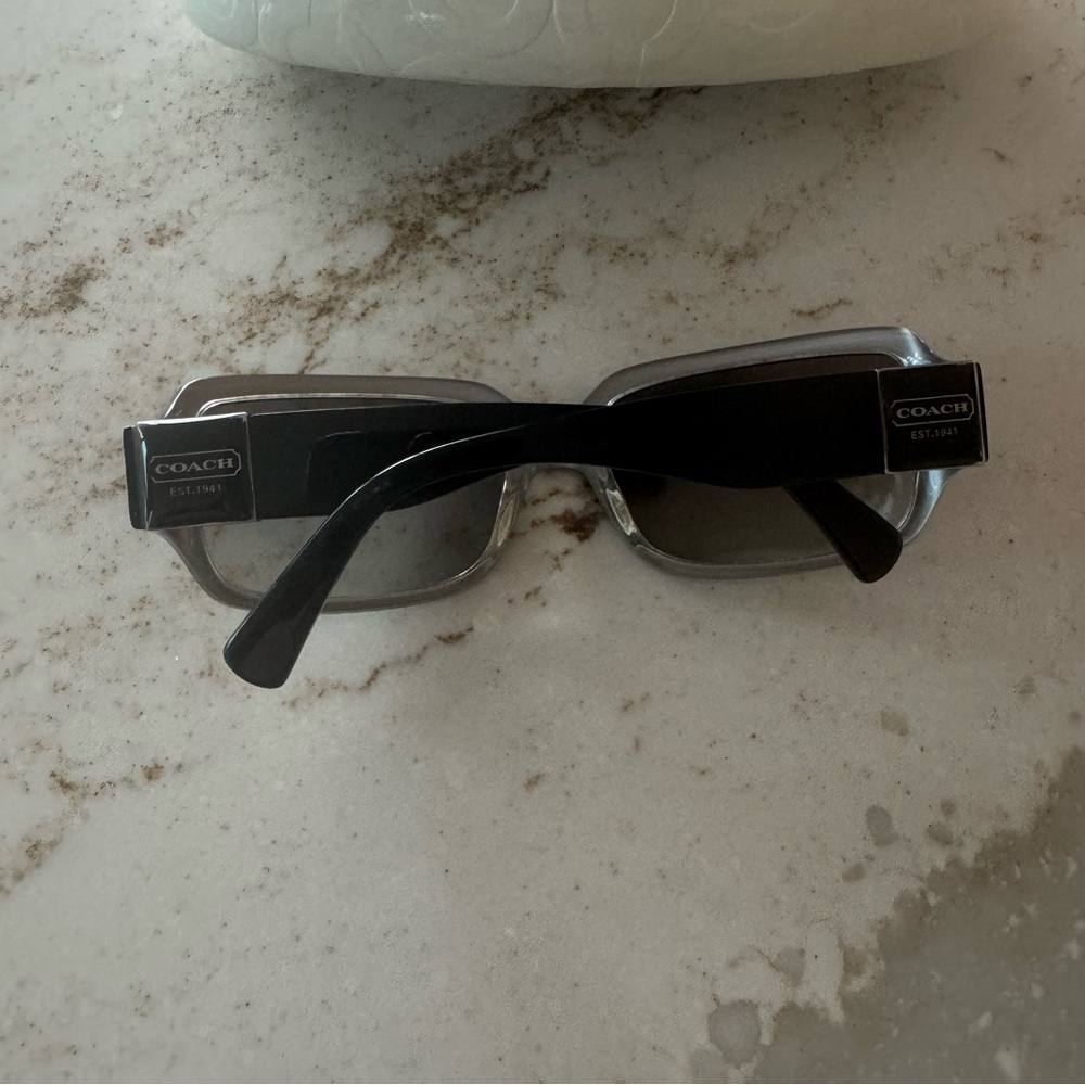 Coach Black/Grey Sunglasses w/Case - Picture 2 of 7